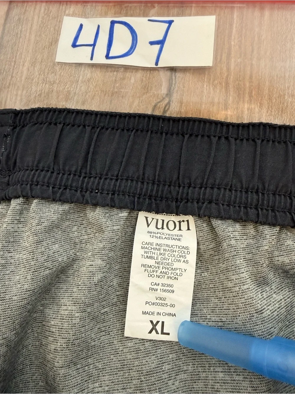 Vuori Kore Short Sangria Texture Block Mens Size XL V302 Lined Athletic 7.5”